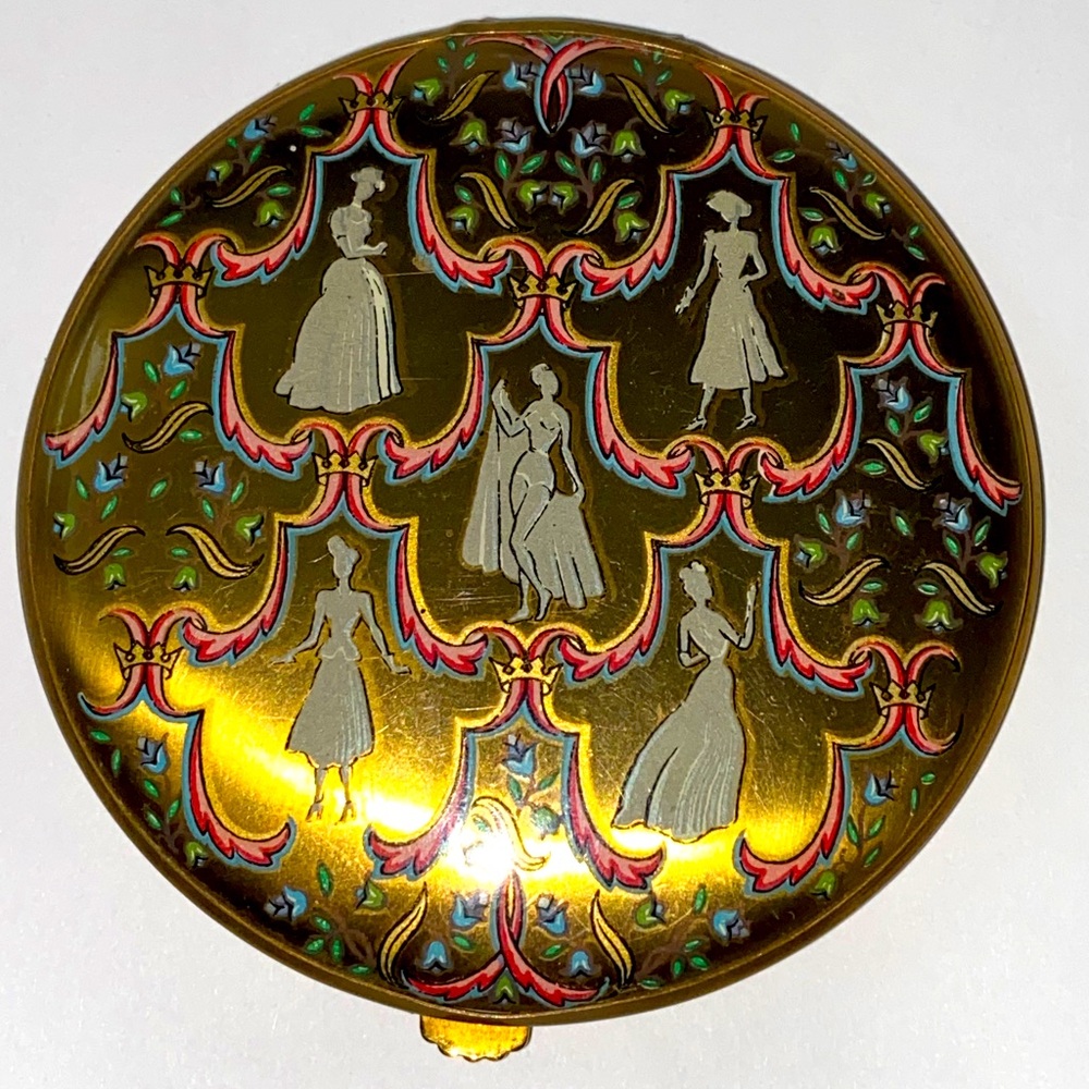 Antique Gwenda Compact